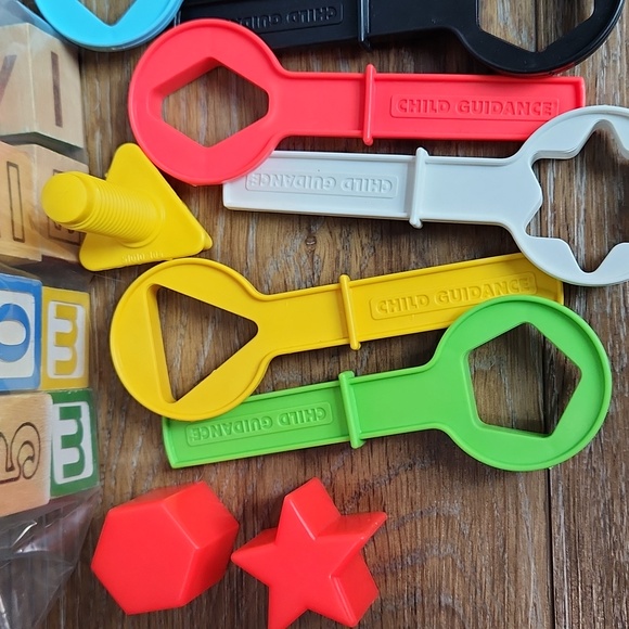 Wooden Alphabet Number Blocks Child Wrench Set Plastic Toys - Picture 2 of 7